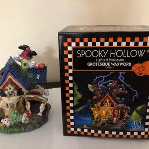 Spooky Hollow Grotesque Waxwork Halloween House